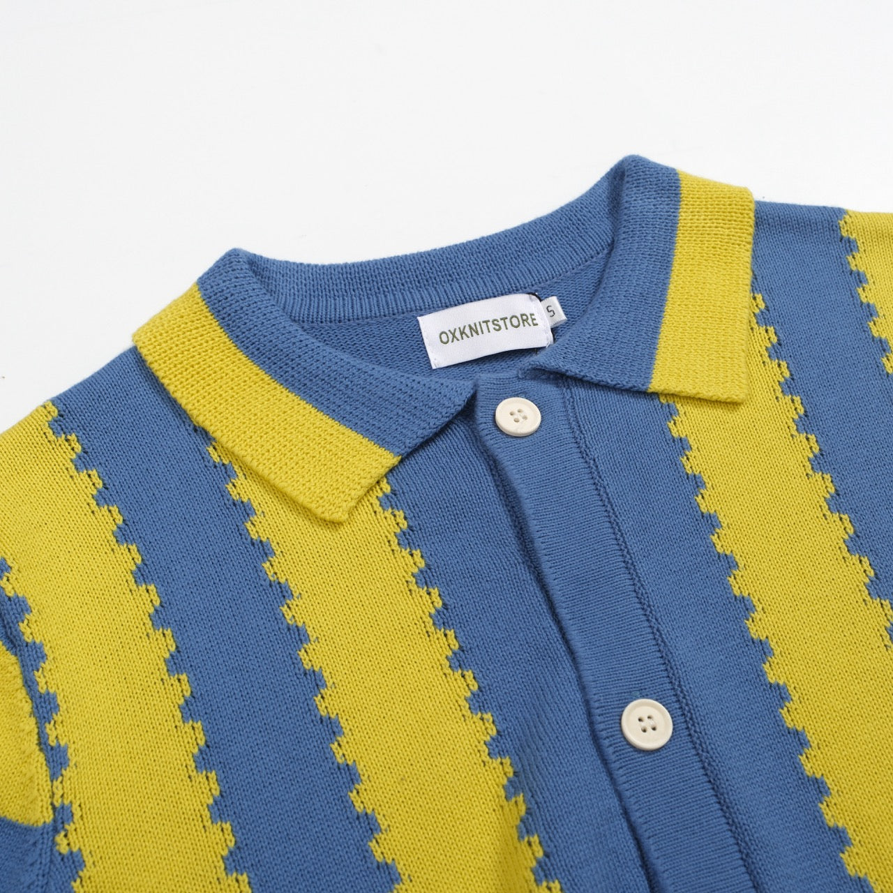 Men's blue vintage 60s cardigan top