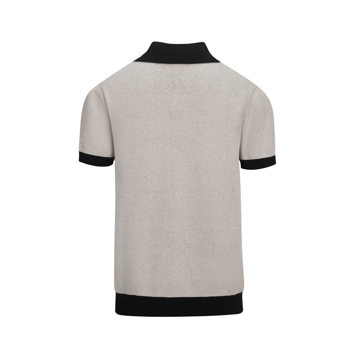 Polo de punto de punto negro con cuello en V para hombres