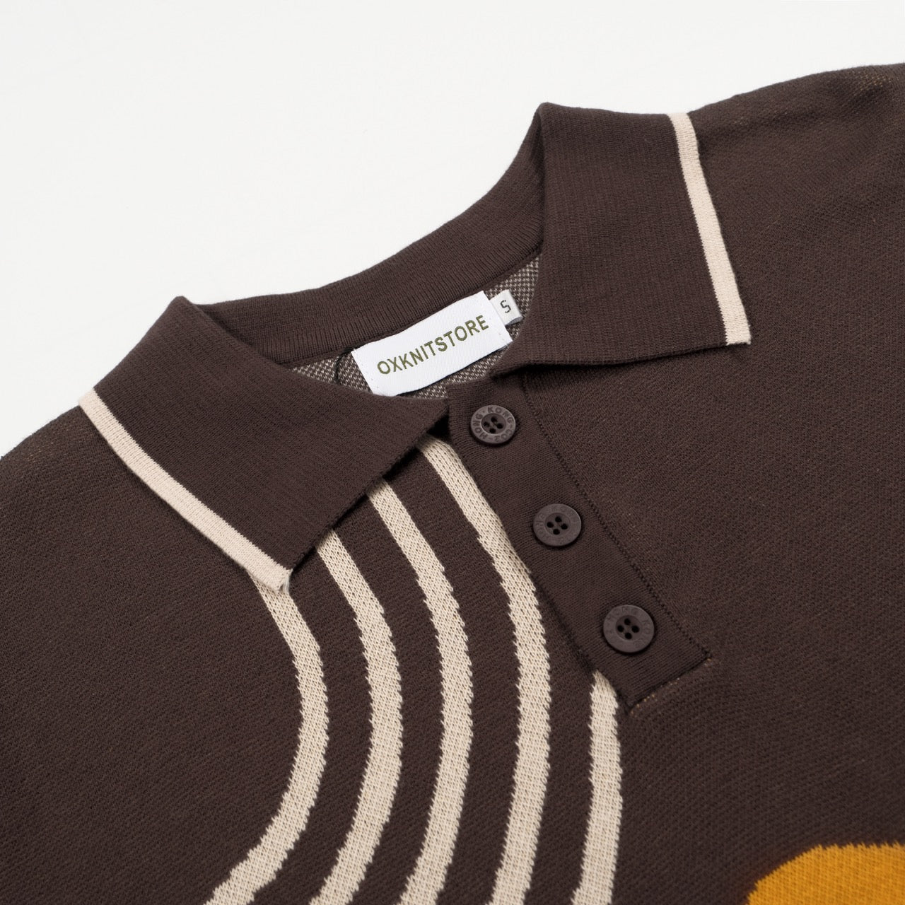 Men's brown knit vintage-style polo shirt