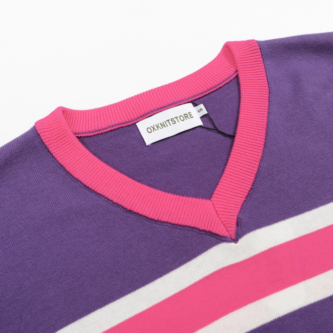 Women's striped purple knit V-neck T-shirt