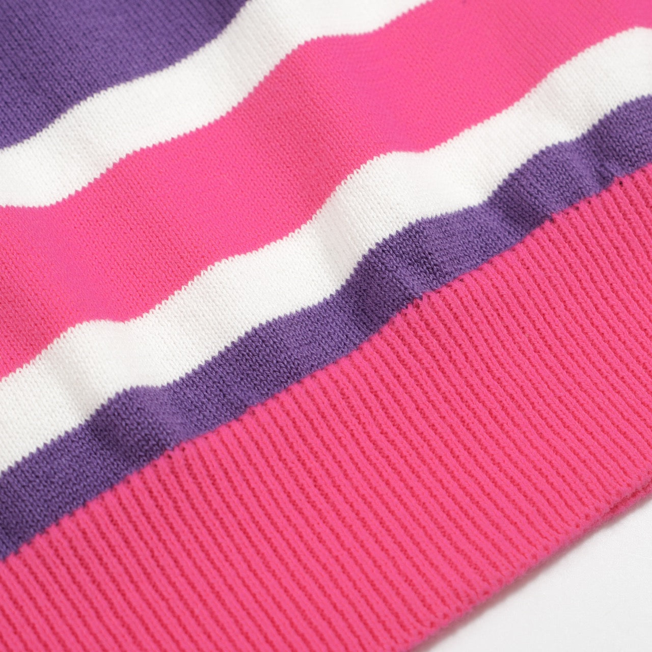 Women's striped purple knit V-neck T-shirt