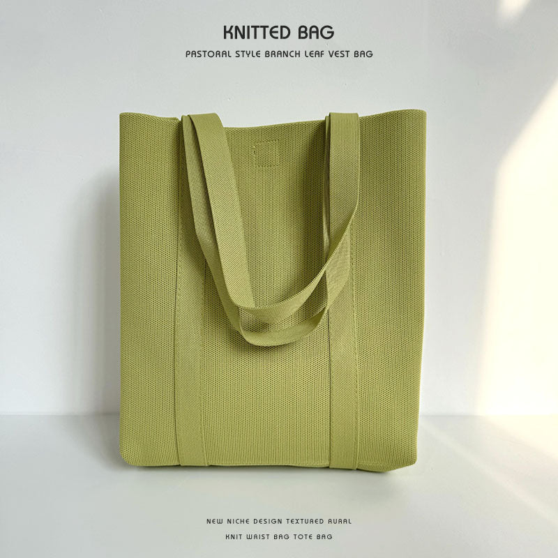 Solid color knitted tote bag