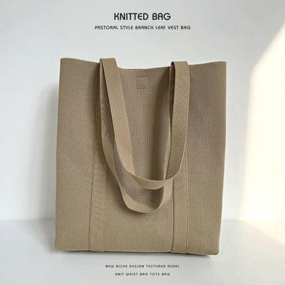 Solid color knitted tote bag