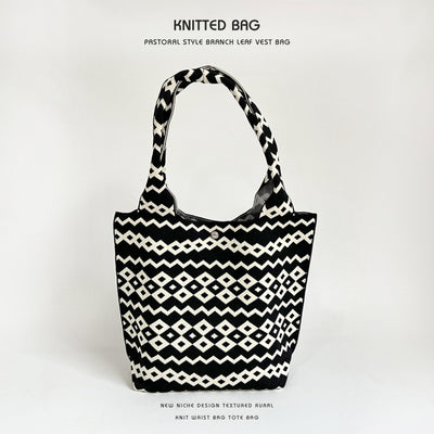 Vintage Pattern Knit Shoulder Tote