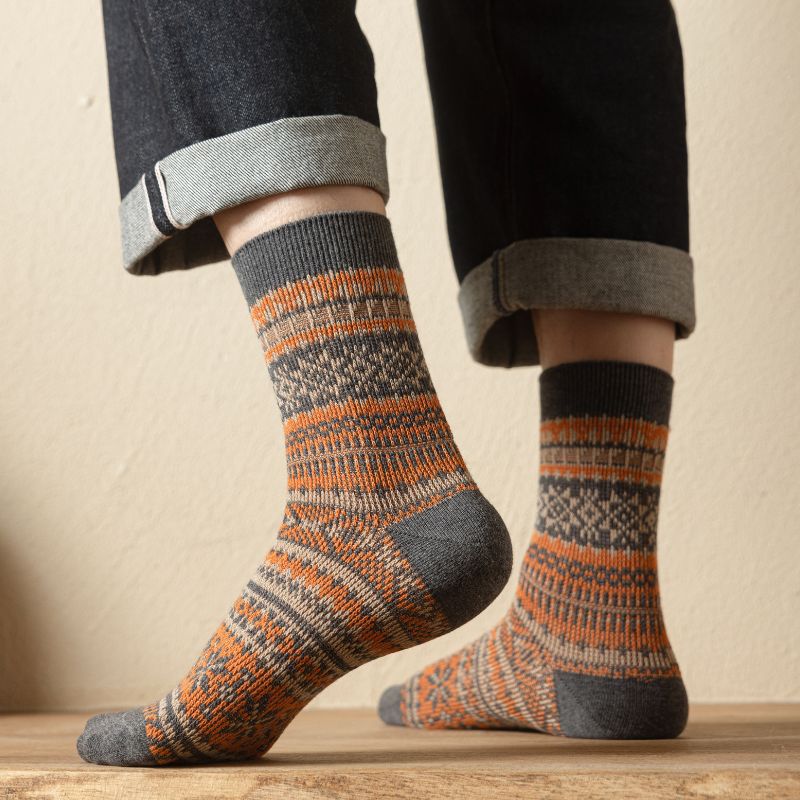 Autumn and winter retro cotton men's geometric jacquard socks