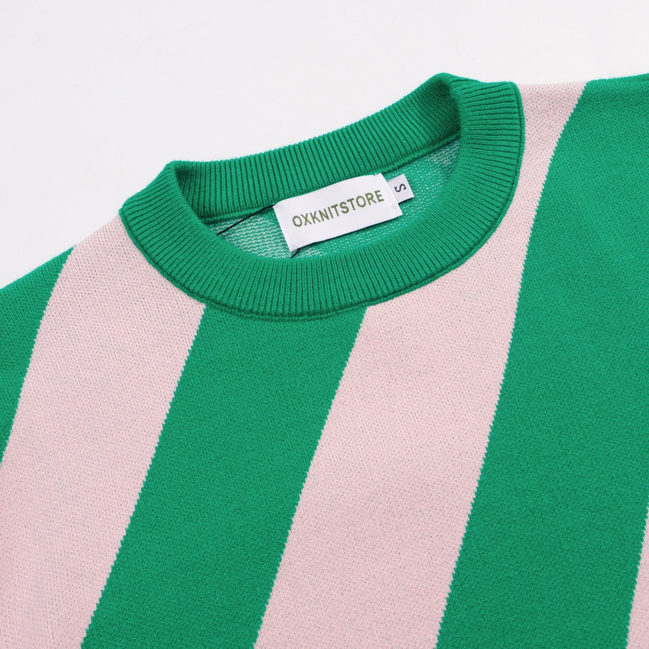 Women's vintage green striped knit T-shirt