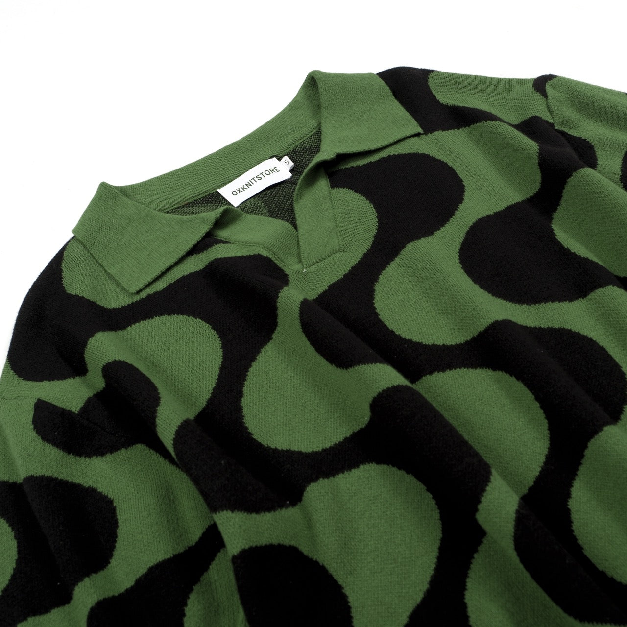 Men's Green Knitted Polo With Black Wave