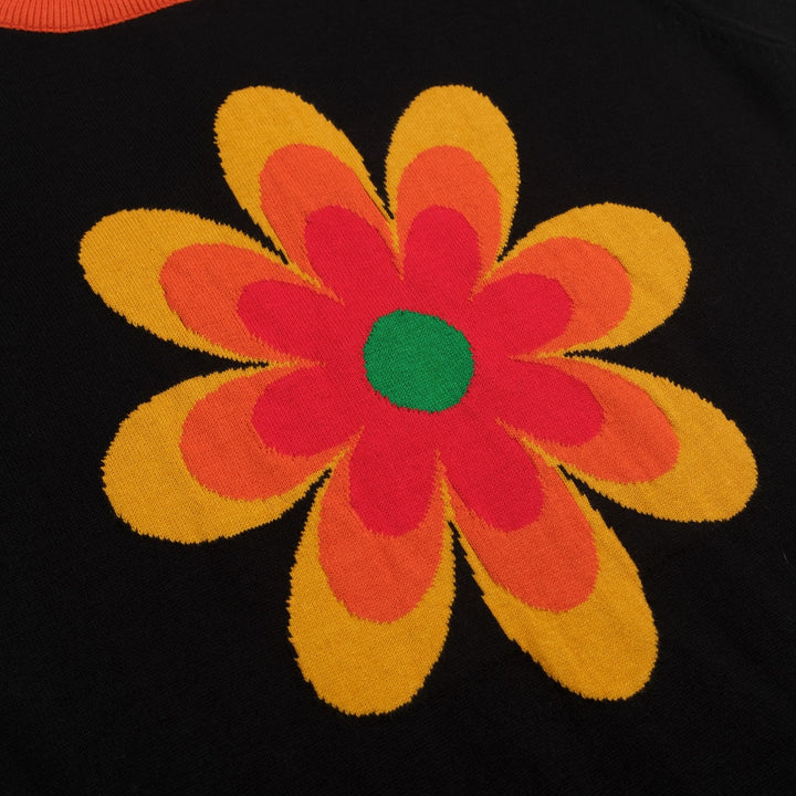 Schwarzer Strick-T-Shirt von Frauen mit gelben Blumen