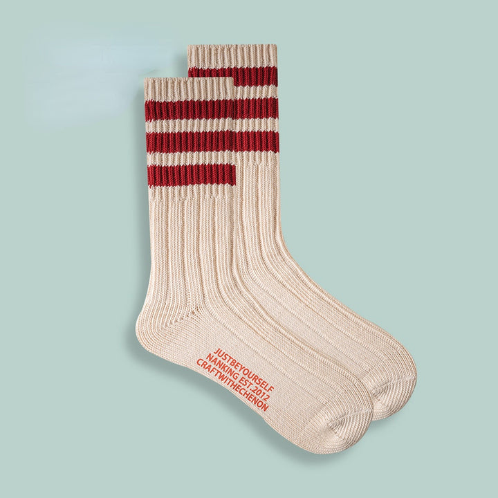 Chaussettes longues rétro en coton peigné épaissi de couleur unie