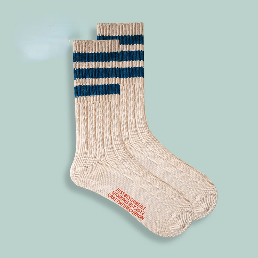 Chaussettes longues rétro en coton peigné épaissi de couleur unie