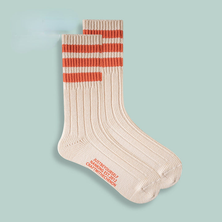 Chaussettes longues rétro en coton peigné épaissi de couleur unie