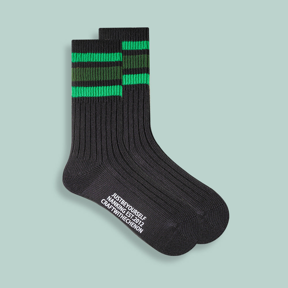 Kämmte Baumwoll-Retro-Drei-Bar-Sportsocken